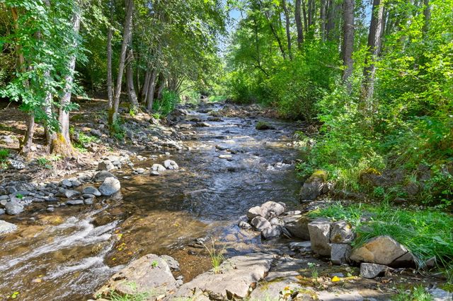 3950 Little Applegate Road, Jacksonville, OR 97530