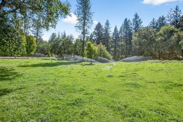 3950 Little Applegate Road, Jacksonville, OR 97530