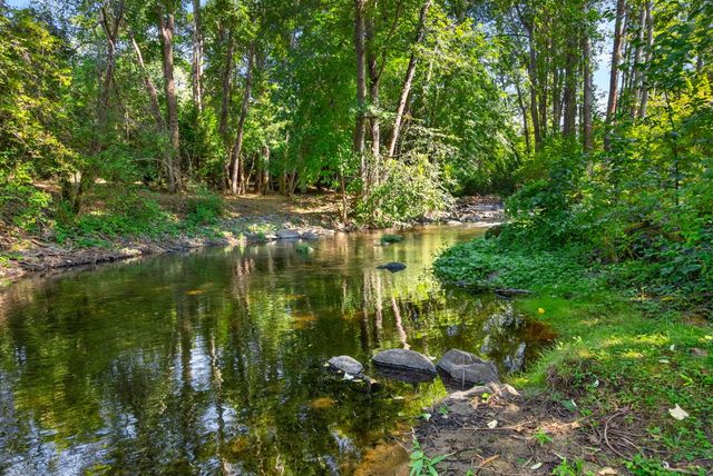 3950 Little Applegate Road, Jacksonville, OR 97530