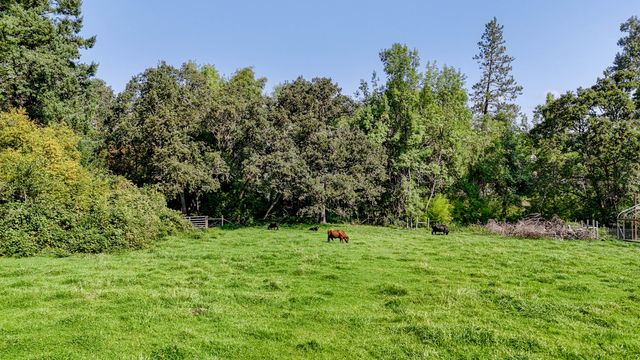3950 Little Applegate Road, Jacksonville, OR 97530