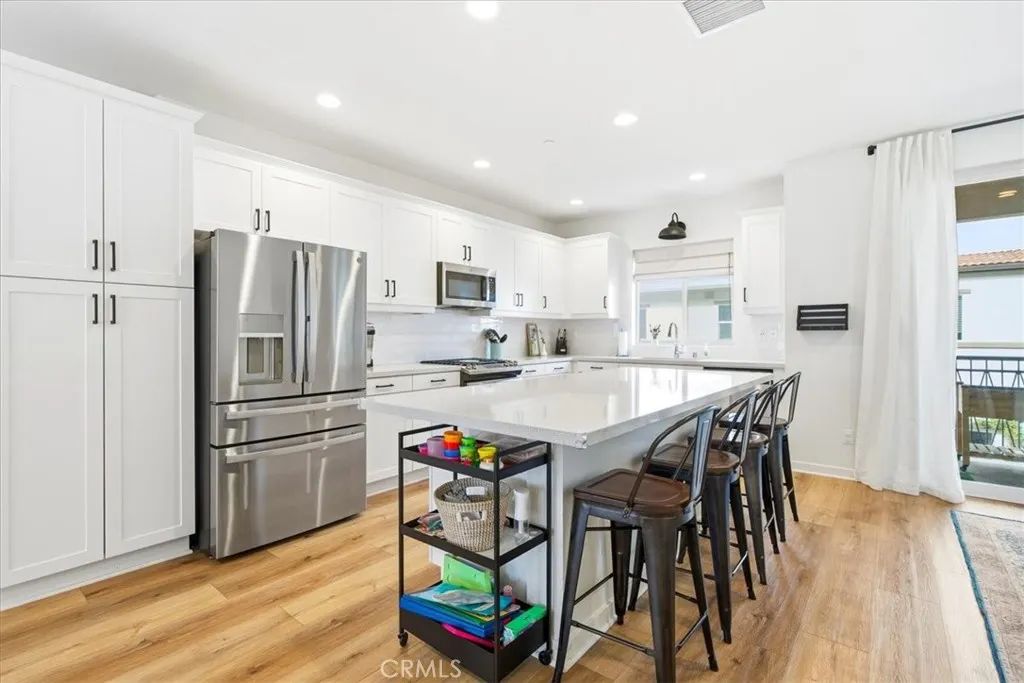 608 Shadowbrook, Lake Forest, CA 92610