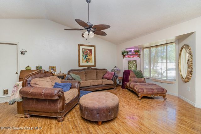 1666 Yamada Street SE, Palm Bay, FL 32909