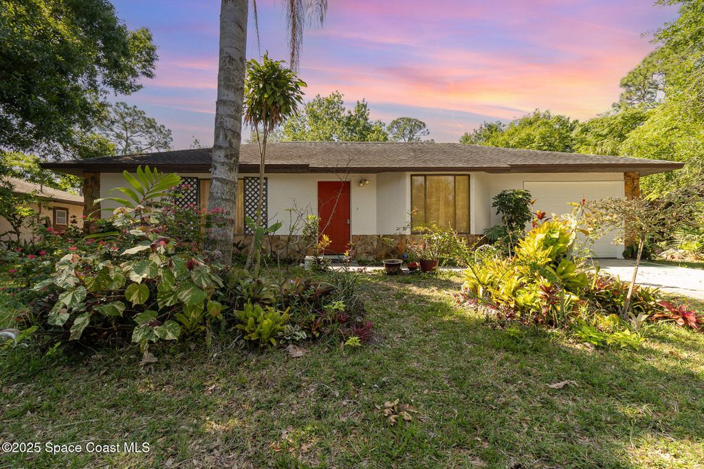 1666 Yamada Street SE, Palm Bay, FL 32909