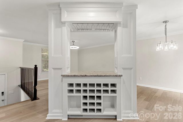 6018 Misty Way Lane, Charlotte, NC 28212