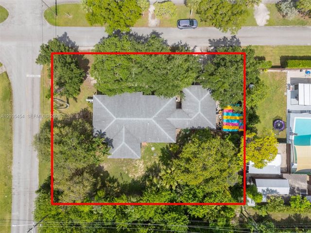 1701 NE 1st Terrace, Homestead, FL 33030