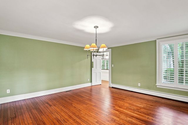 25 Grandview Road, Chelmsford, MA 01824