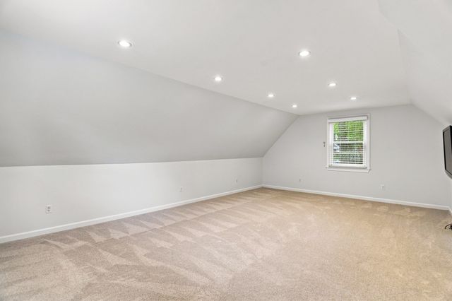 25 Grandview Road, Chelmsford, MA 01824