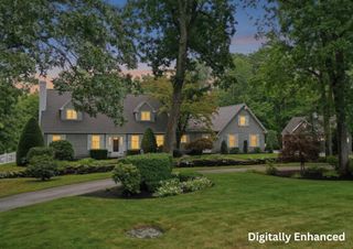 25 Grandview Road, Chelmsford, MA 01824