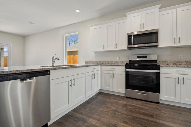 15818 Berry Hill Drive, Conroe, TX 77303