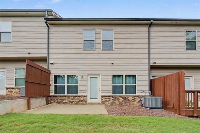 1360 Sugar Glen Court, Lawrenceville, GA 30044