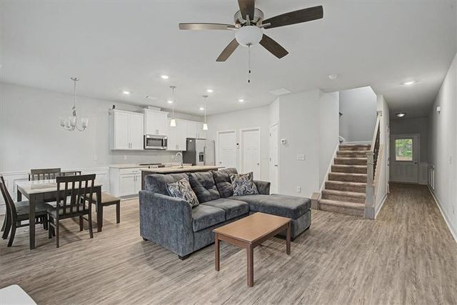 1360 Sugar Glen Court, Lawrenceville, GA 30044