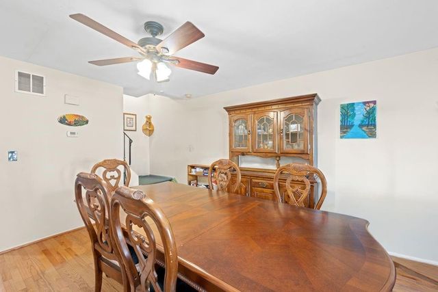 84 Long Pond Lane, New York City, NY 10304