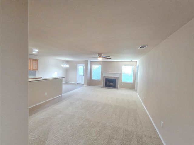 8304 Mossberg Drive, Arlington, TX 76002