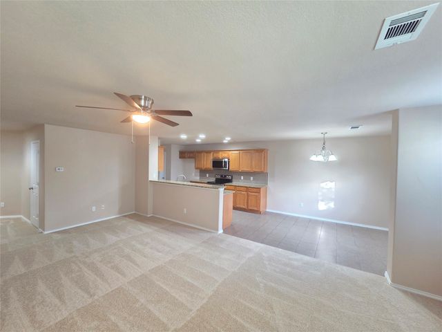 8304 Mossberg Drive, Arlington, TX 76002