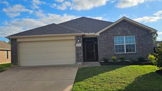 8304 Mossberg Drive, Arlington, TX 76002