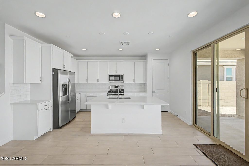 29509 N 135TH Lane, Peoria, AZ 85383 — photo 2