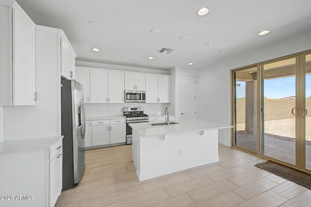 29509 N 135TH Lane, Peoria, AZ 85383 — photo 3