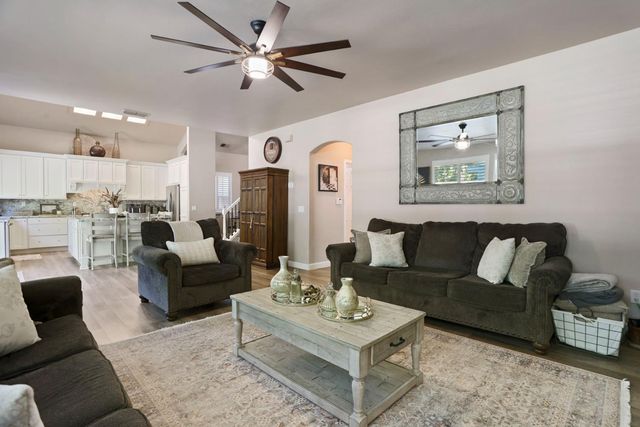 4054 Pine Lake Cir, Stockton, CA 95219