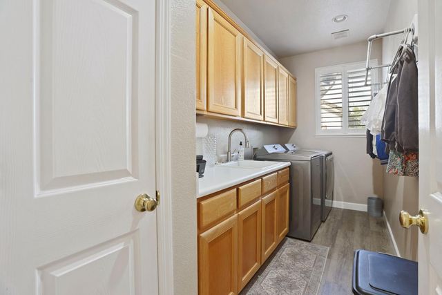 4054 Pine Lake Cir, Stockton, CA 95219