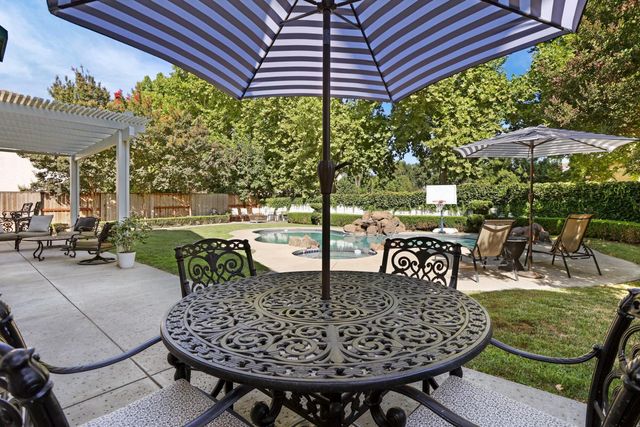 4054 Pine Lake Cir, Stockton, CA 95219