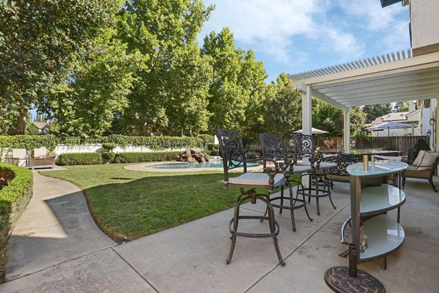 4054 Pine Lake Cir, Stockton, CA 95219