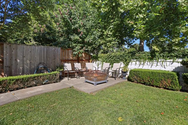 4054 Pine Lake Cir, Stockton, CA 95219
