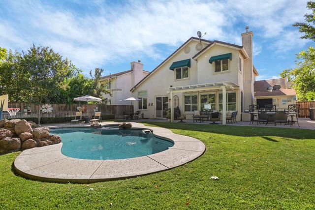 4054 Pine Lake Cir, Stockton, CA 95219