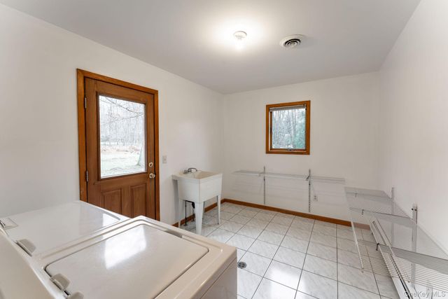 11 Secor Court, Pomona, NY 10970