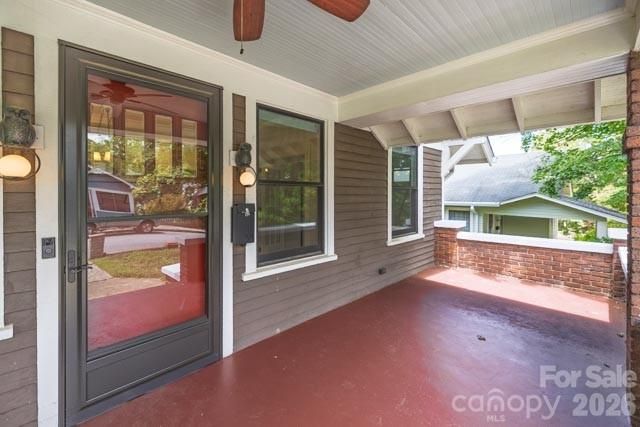 38 Austin Avenue, Asheville, NC 28801