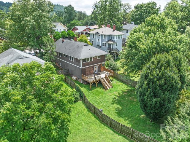 38 Austin Avenue, Asheville, NC 28801