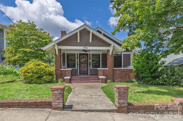 38 Austin Avenue, Asheville, NC 28801