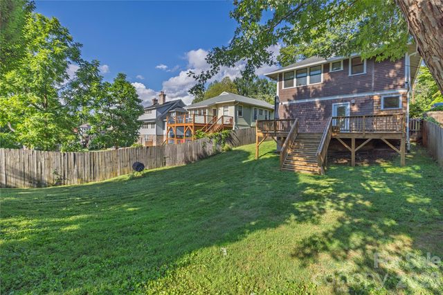 38 Austin Avenue, Asheville, NC 28801