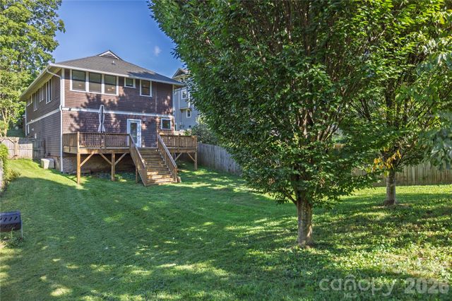 38 Austin Avenue, Asheville, NC 28801