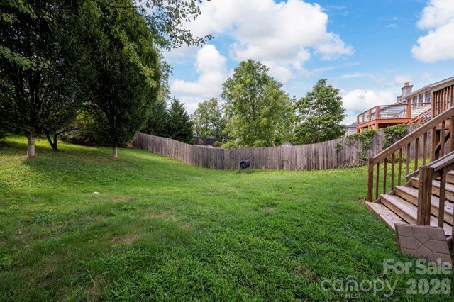 38 Austin Avenue, Asheville, NC 28801
