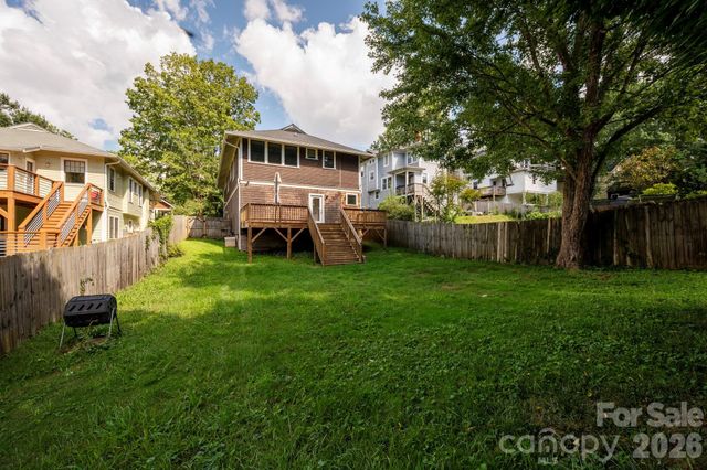 38 Austin Avenue, Asheville, NC 28801