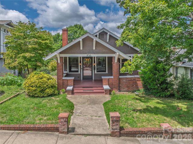 38 Austin Avenue, Asheville, NC 28801
