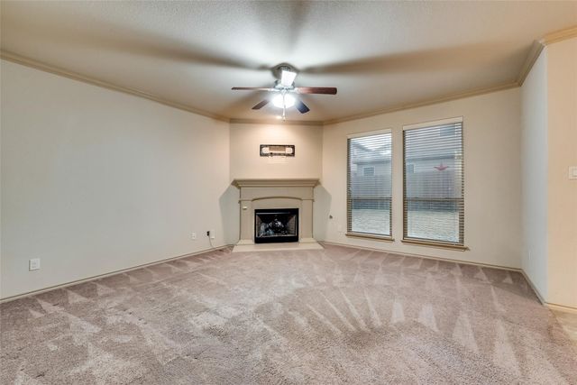 15825 Carlton Oaks Drive, Fort Worth, TX 76177