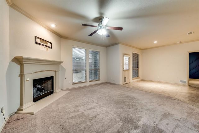 15825 Carlton Oaks Drive, Fort Worth, TX 76177