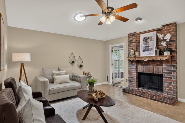 1750 Sterling Lane, Lewisville, TX 75067