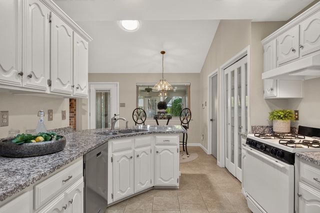 1750 Sterling Lane, Lewisville, TX 75067