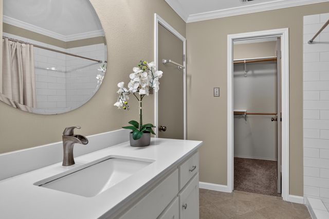 1750 Sterling Lane, Lewisville, TX 75067