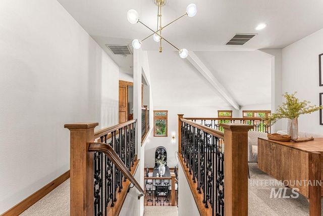 3057 E Nature Dr, Boise, ID 83706