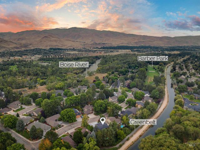 3057 E Nature Dr, Boise, ID 83706
