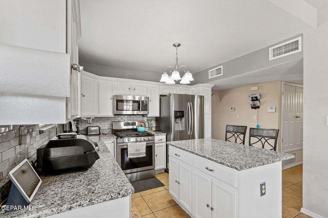 12232 Tierra Rosa Way, El Paso, TX 79938