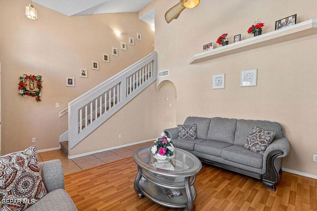 12232 Tierra Rosa Way, El Paso, TX 79938