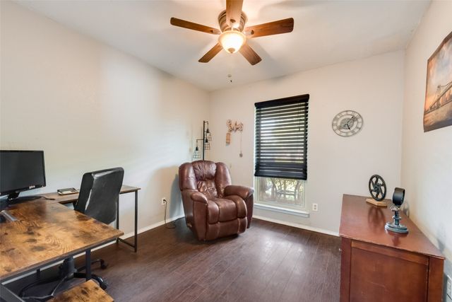 300 Valley Forge Lane, Arlington, TX 76002