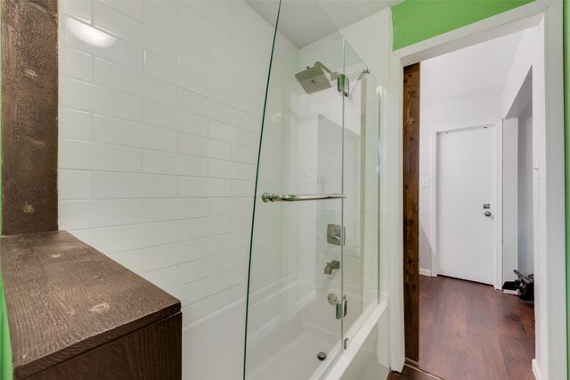 300 Valley Forge Lane, Arlington, TX 76002
