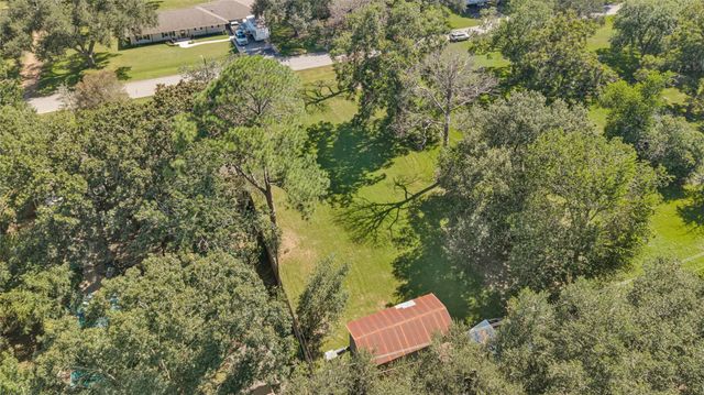 901 Elizabeth Avenue, Rosenberg, TX 77471