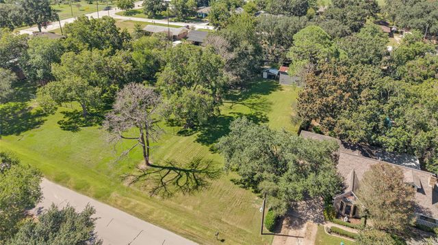 901 Elizabeth Avenue, Rosenberg, TX 77471