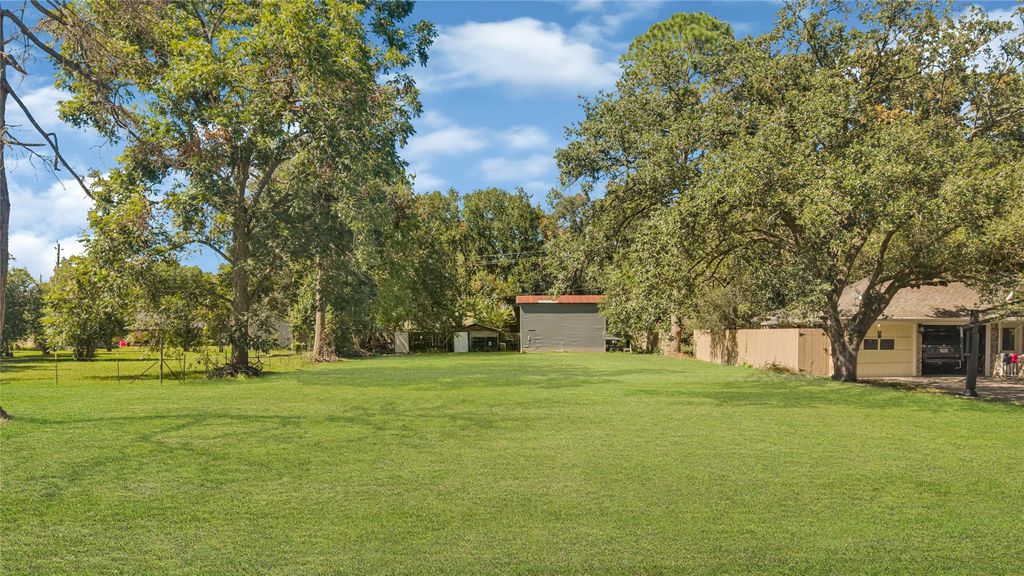 901 Elizabeth Avenue, Rosenberg, TX 77471